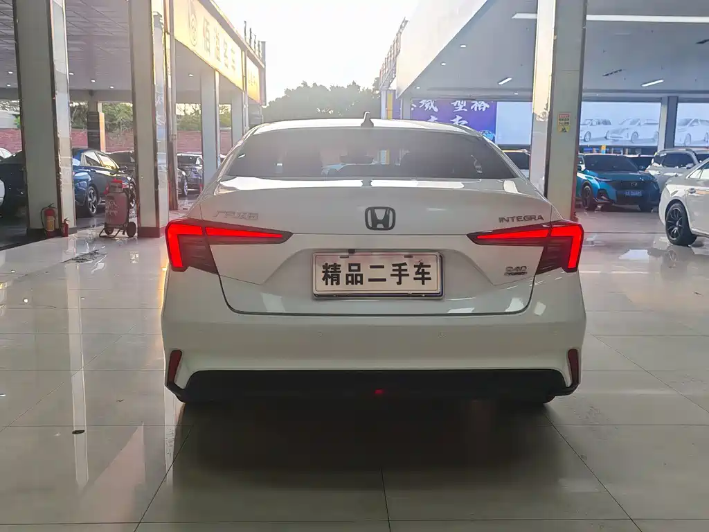 Honda Integra — миниатюра 6