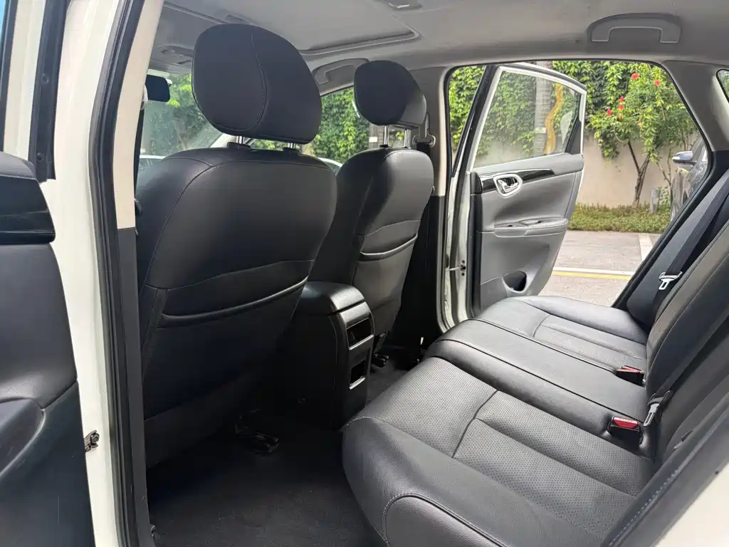 Nissan Sylphy — миниатюра 8