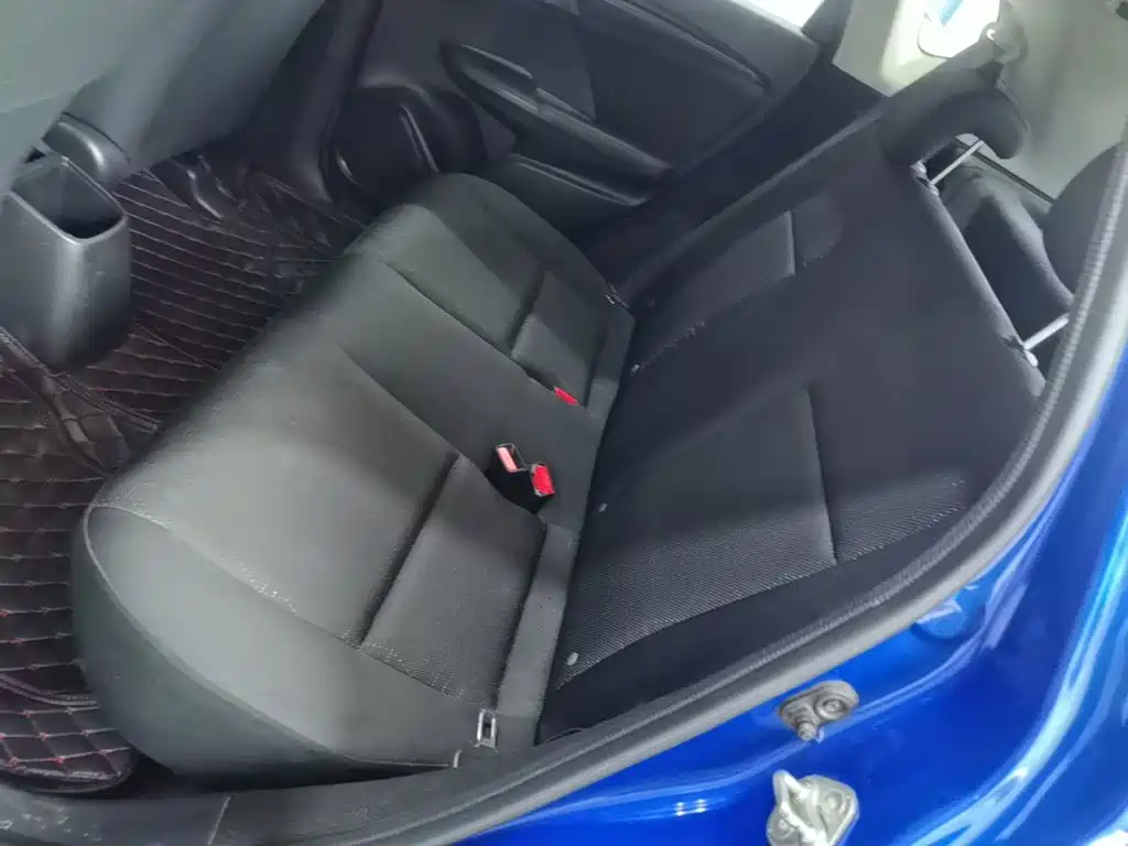 Honda Fit — миниатюра 17