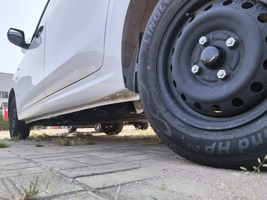 Wuling Hongguang EV — миниатюра 22