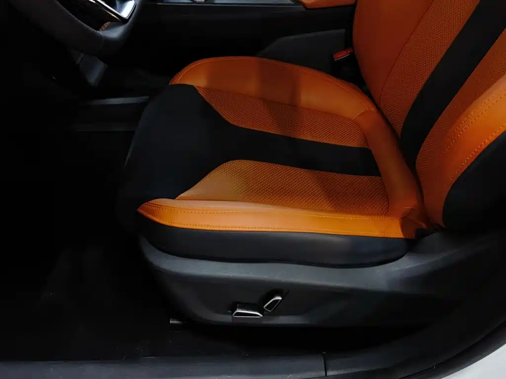 Changan UNI-V — миниатюра 20