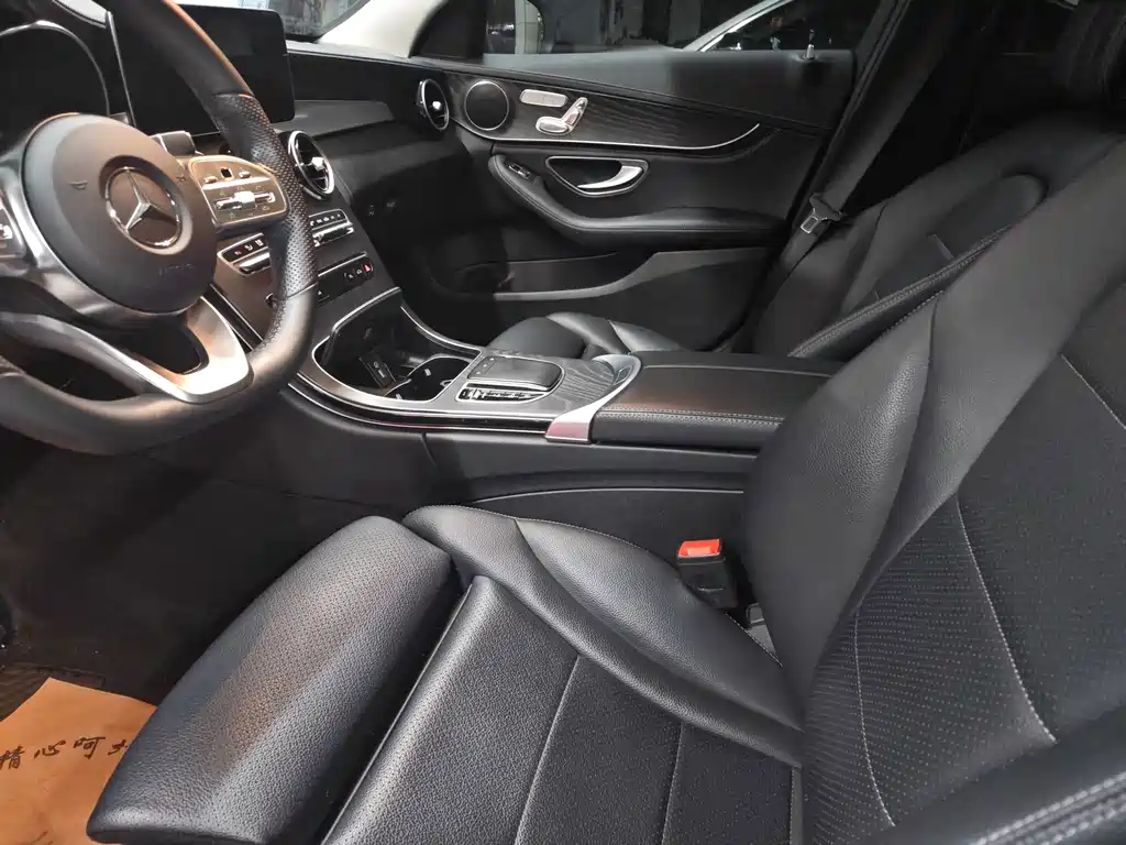 Mercedes-Benz C-Class — миниатюра 4