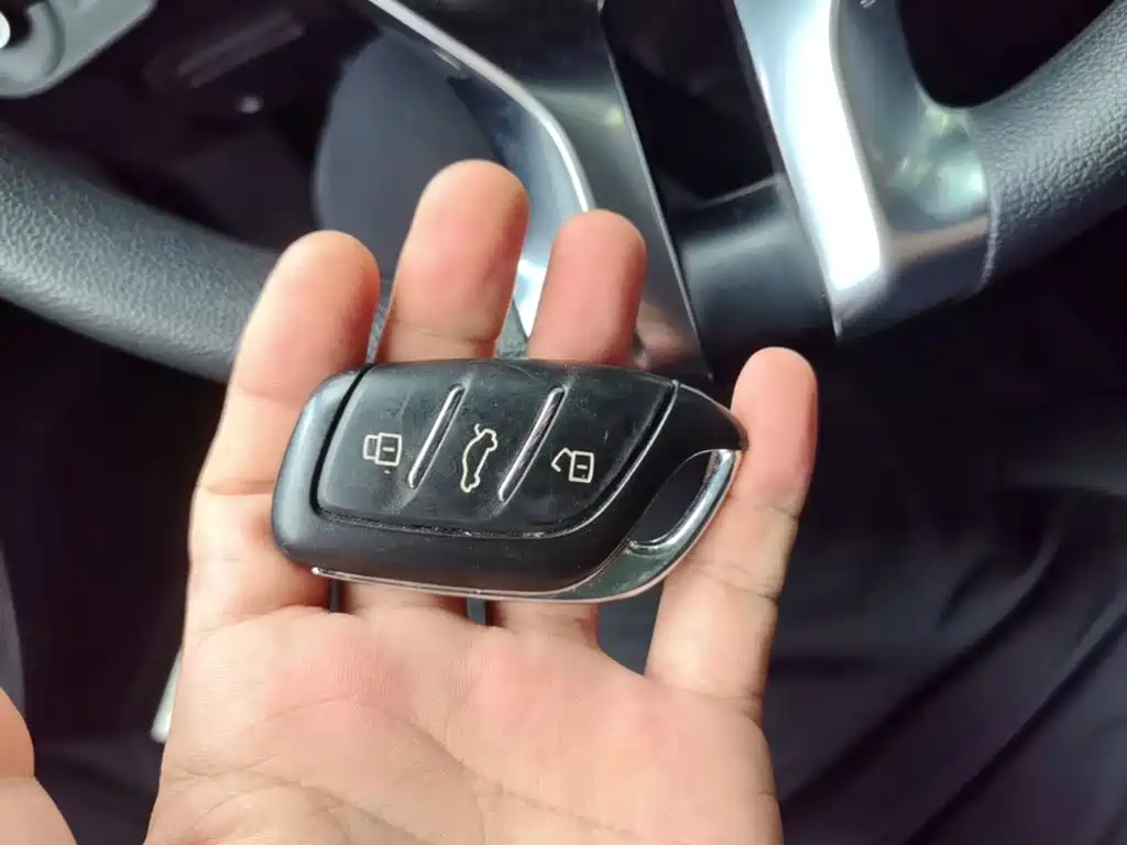 Roewe i5 — миниатюра 9