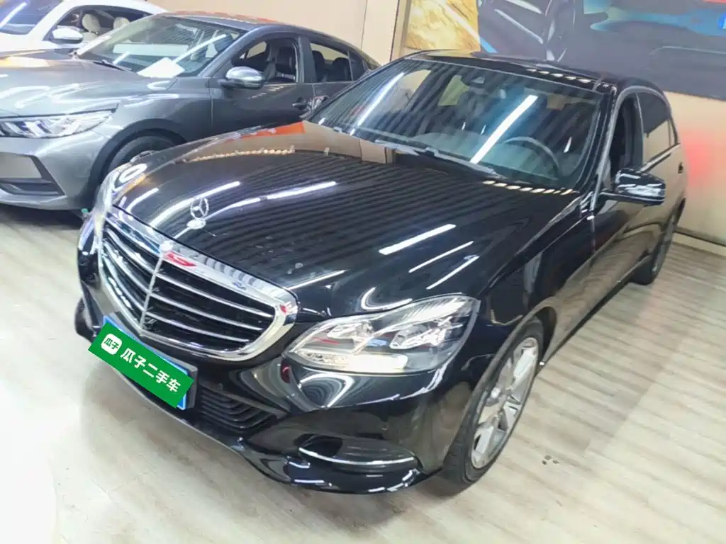 Mercedes-Benz E-Class — миниатюра 2