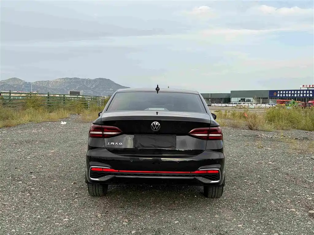 Volkswagen Lavida — миниатюра 5
