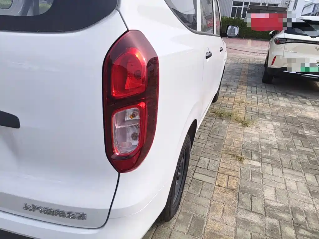 Wuling Hongguang EV — миниатюра 8