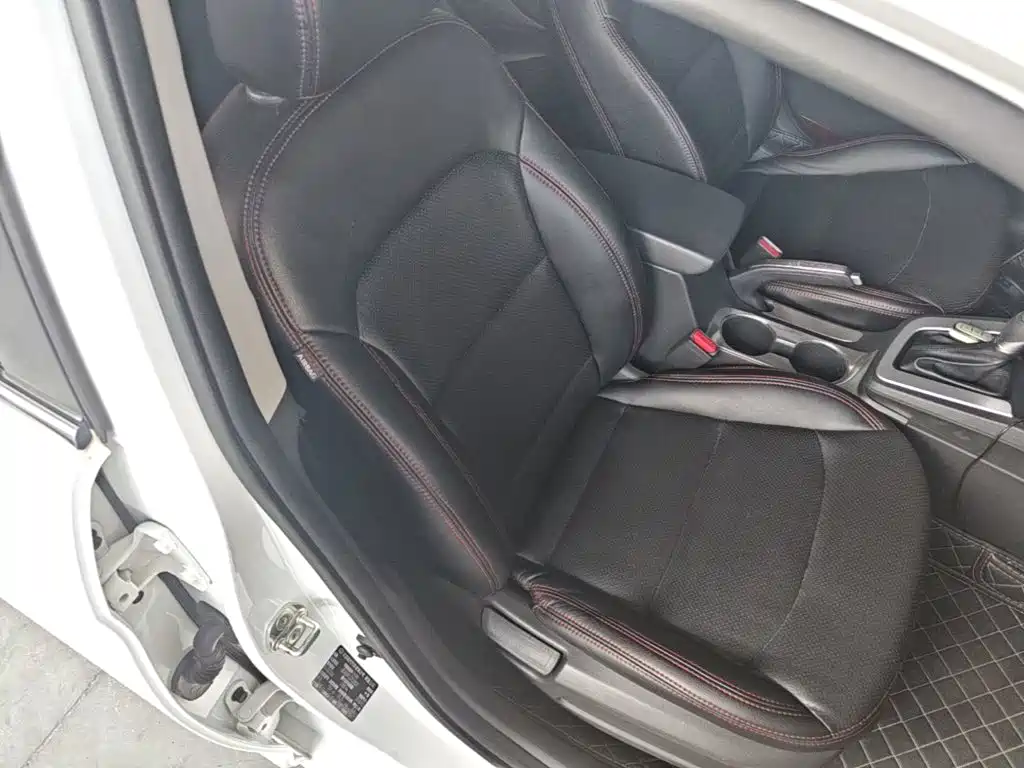 Hyundai Elantra — миниатюра 25