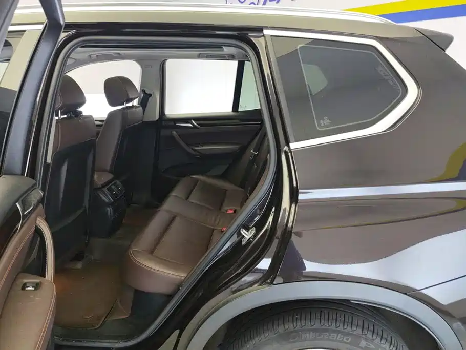 BMW X3 (Import) — миниатюра 11