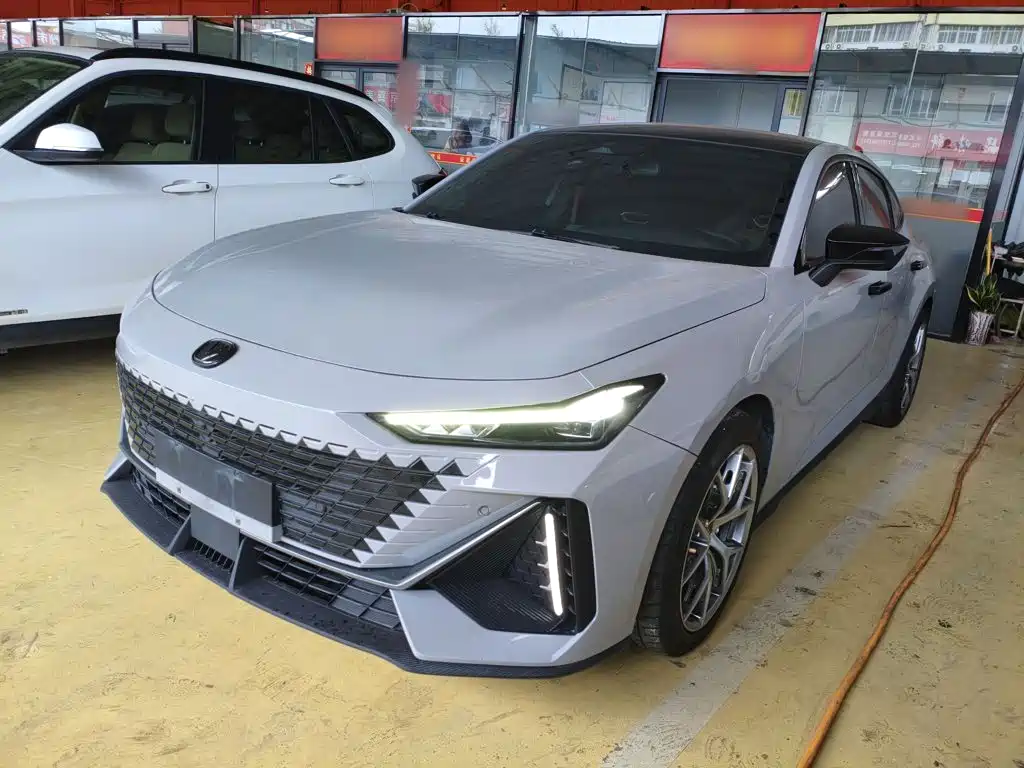 Changan UNI-V — миниатюра 2
