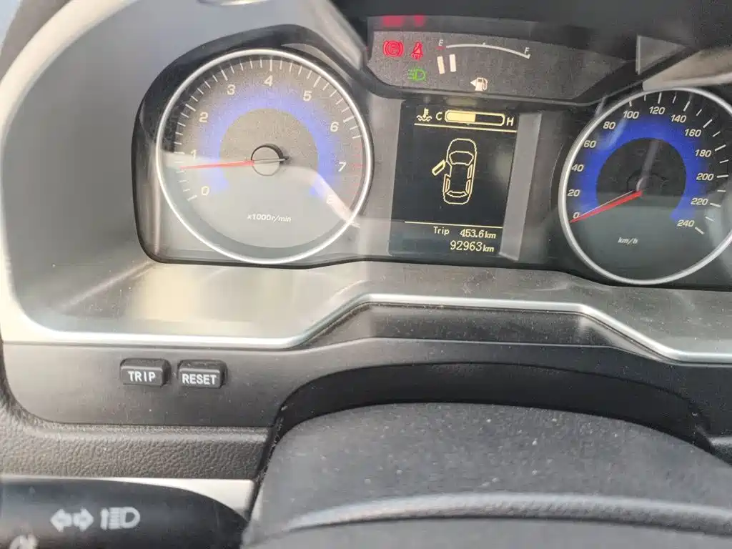 Geely Emgrand — миниатюра 13