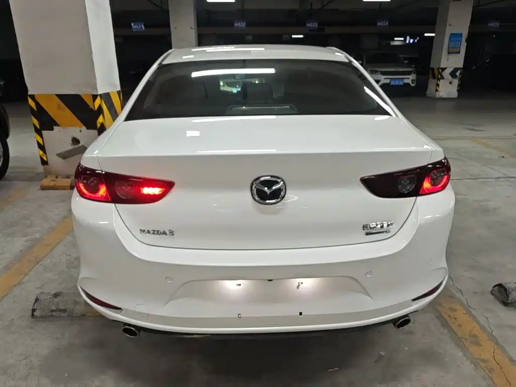 Mazda 3 Axela — миниатюра 6