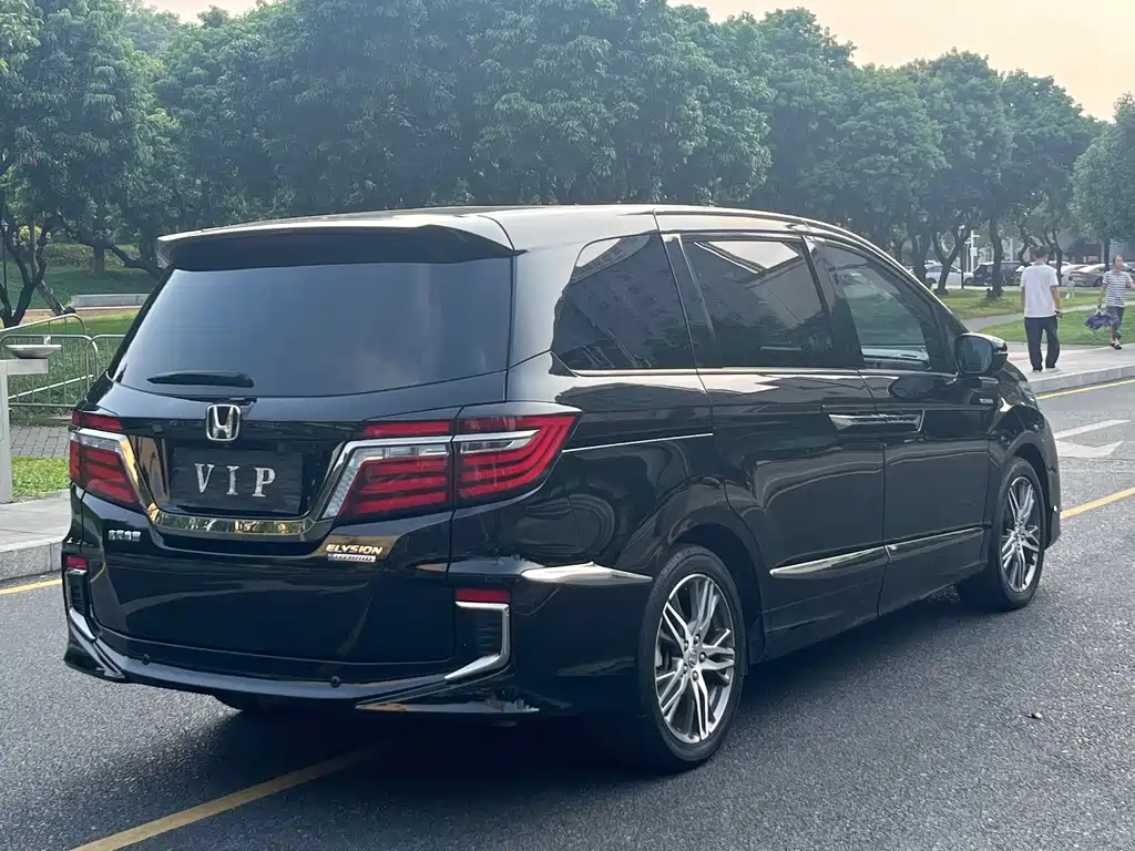Honda Elysion — миниатюра 32