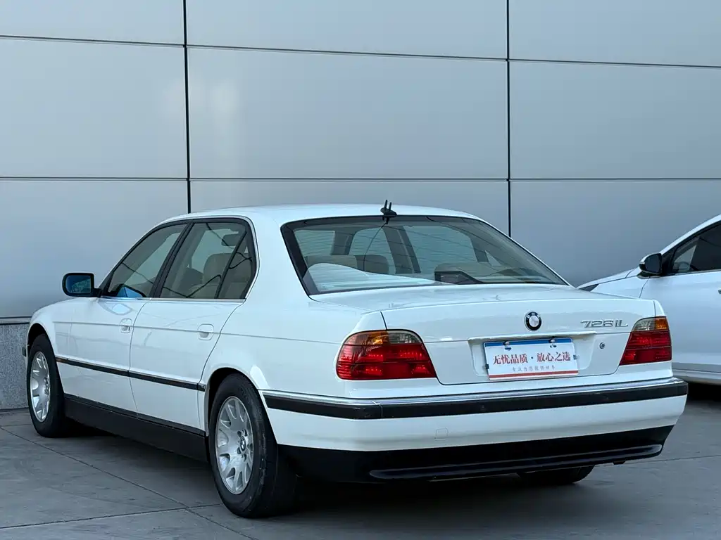 BMW 7 Series 7 2000 728iL