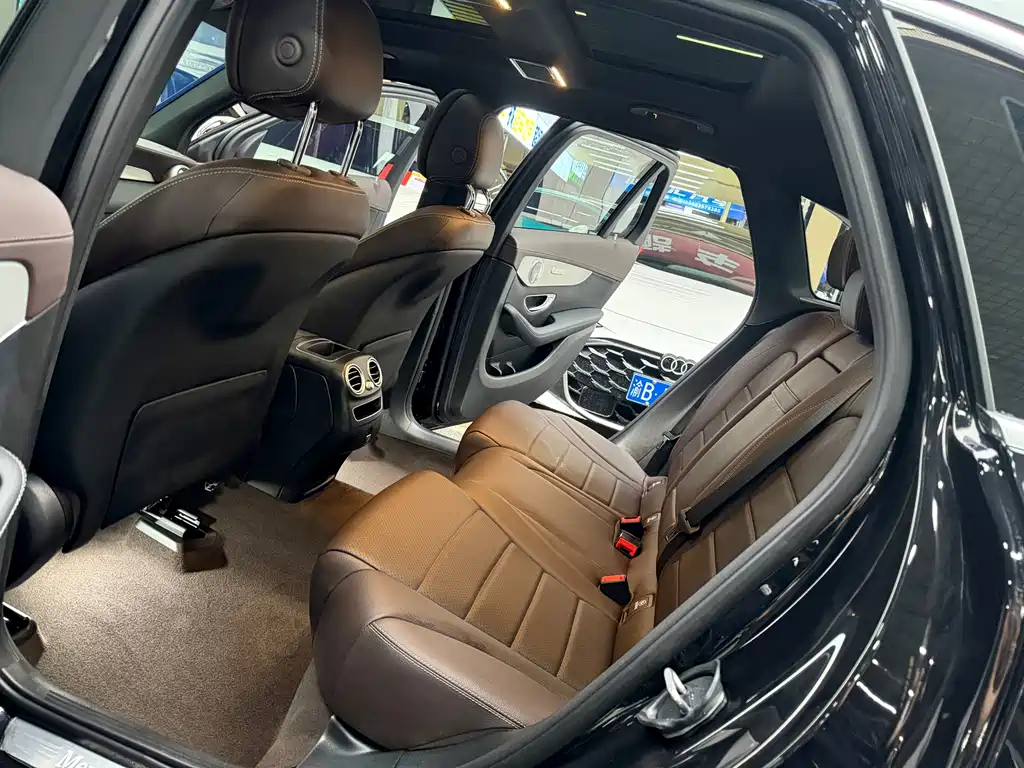 Mercedes-Benz GLC — миниатюра 11