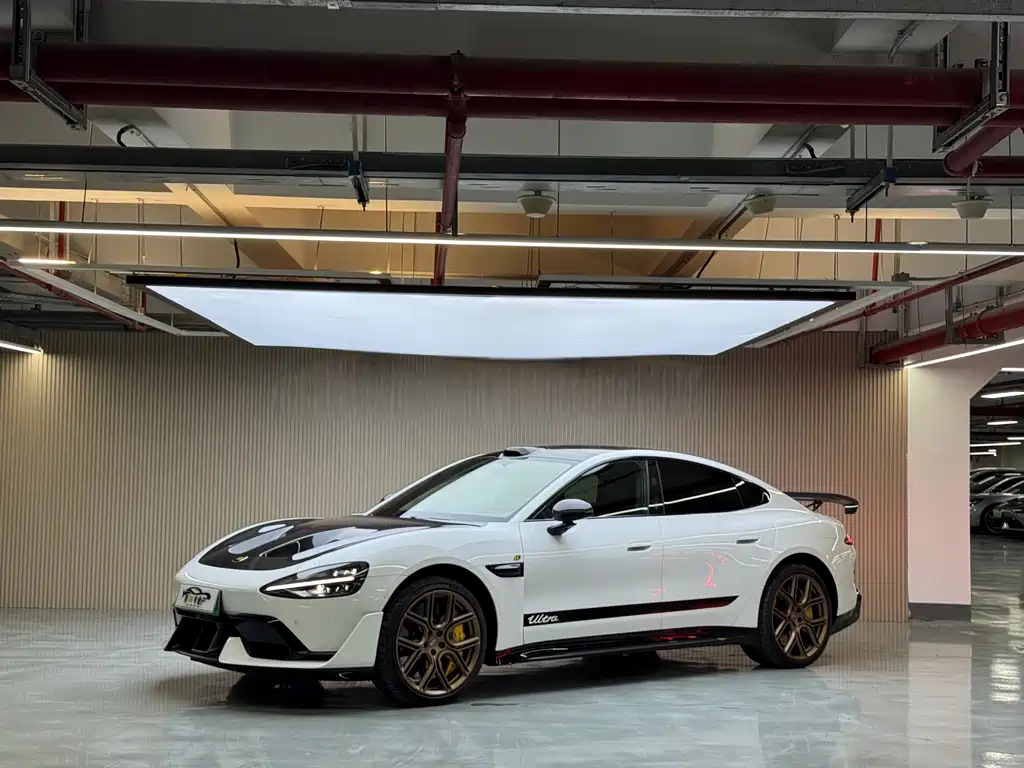 XIAOMI CAR XIAOMI SU7 ULTRA