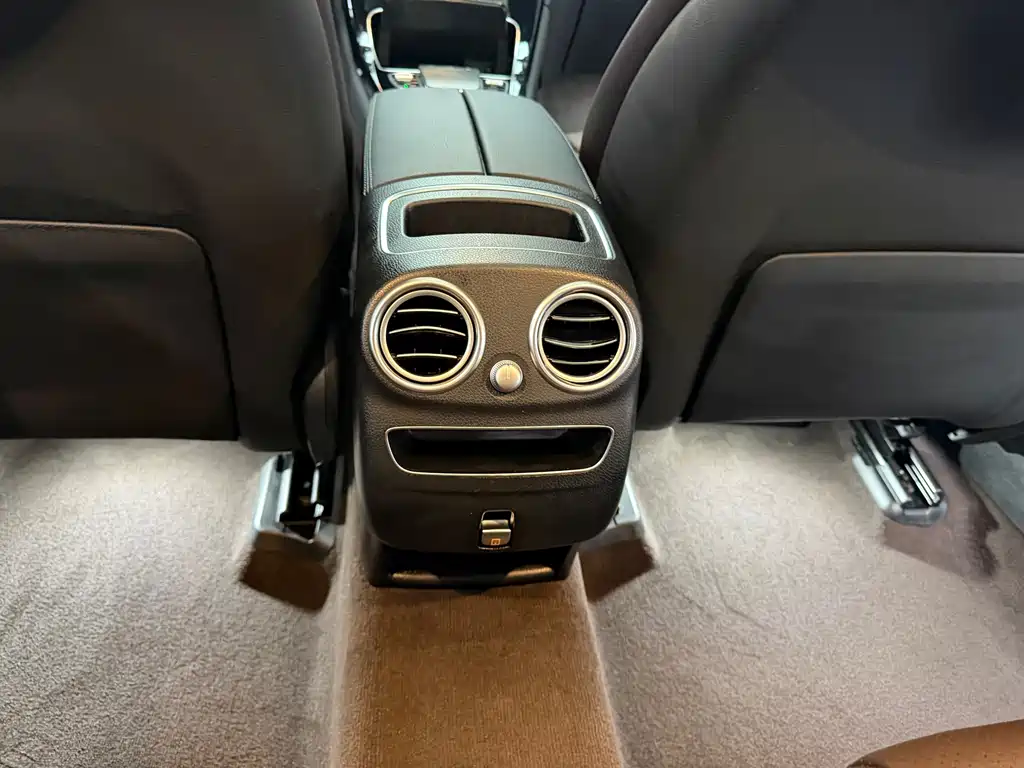 Mercedes-Benz GLC — миниатюра 13