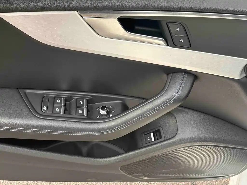 Audi A4L — миниатюра 9