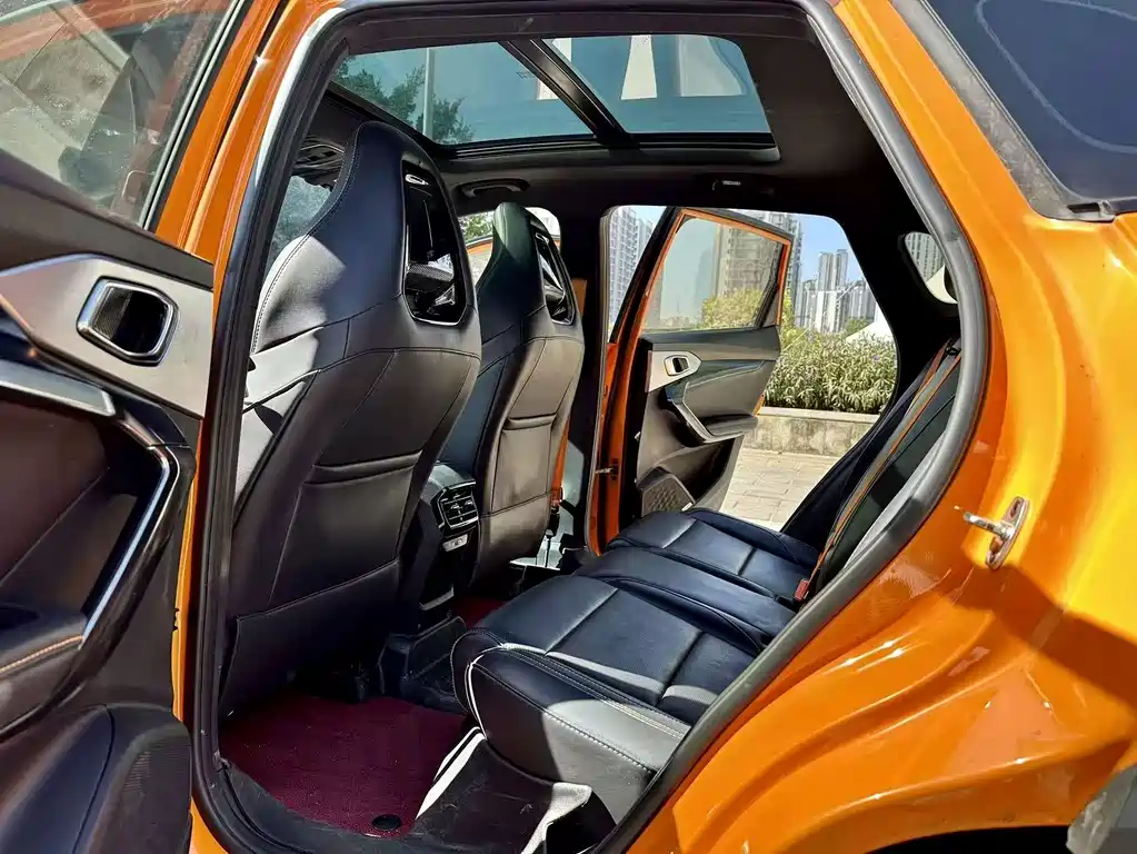 MG MG ONE — миниатюра 7