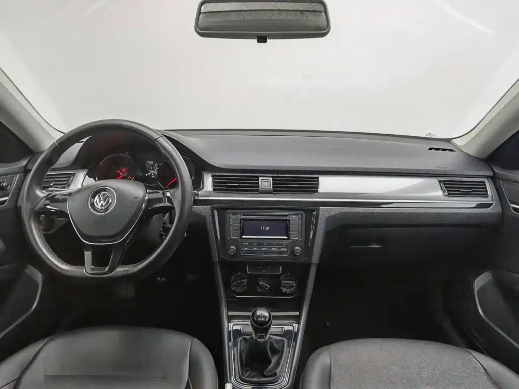 Volkswagen Bora — миниатюра 5