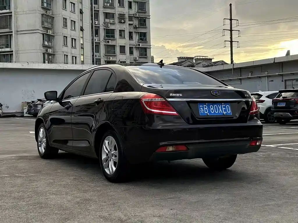 Geely Emgrand — миниатюра 7