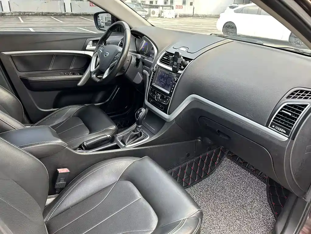 Geely Emgrand — миниатюра 14