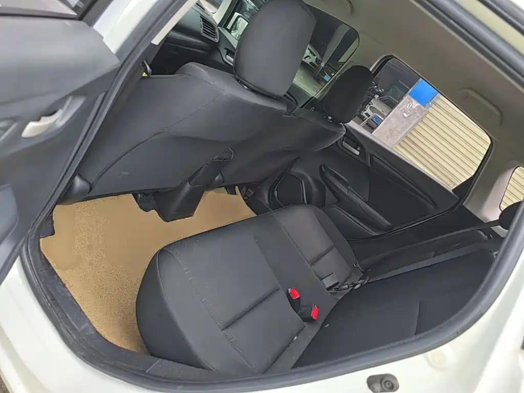 Honda Fit — миниатюра 17