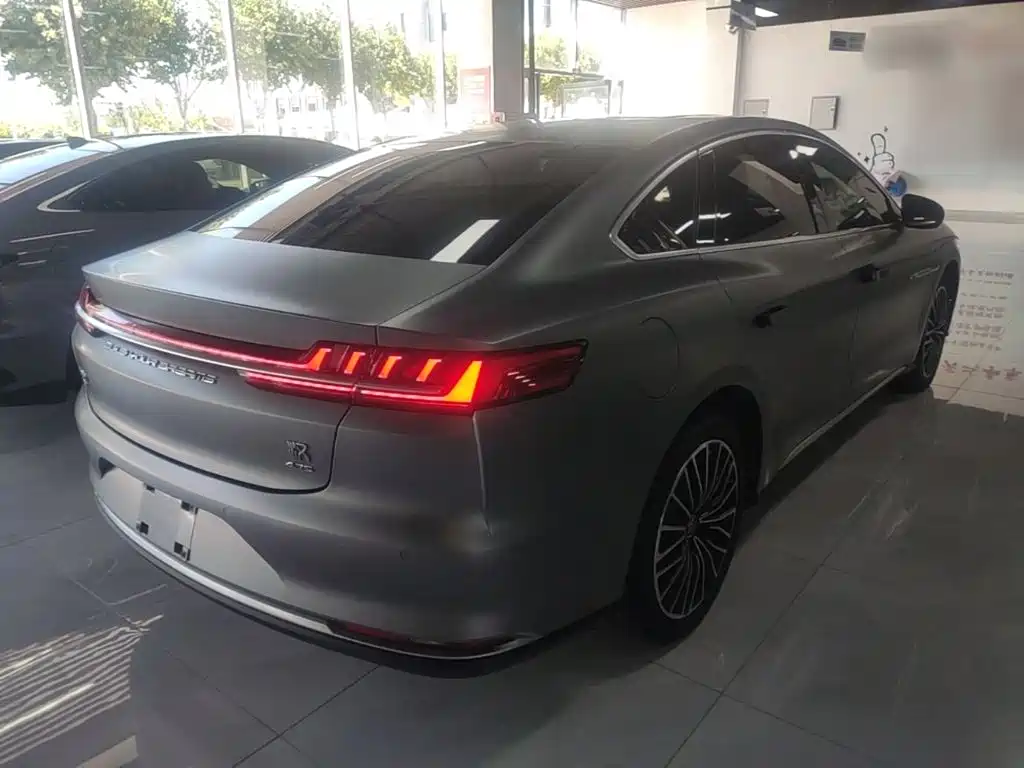 BYD Han — миниатюра 7