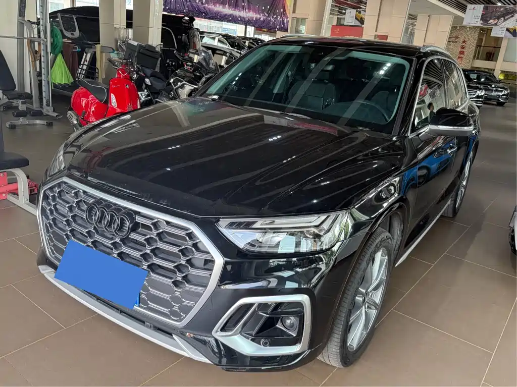 Купить Audi Q5L