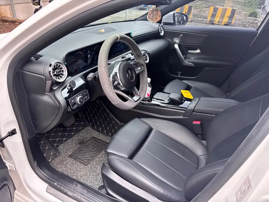 Mercedes-Benz A-Class A 2022 A 200 L Sport