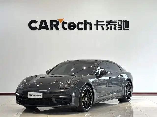 PORSCHE PANAMERA 2021