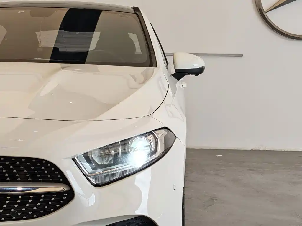 Mercedes-Benz A-Class — миниатюра 8