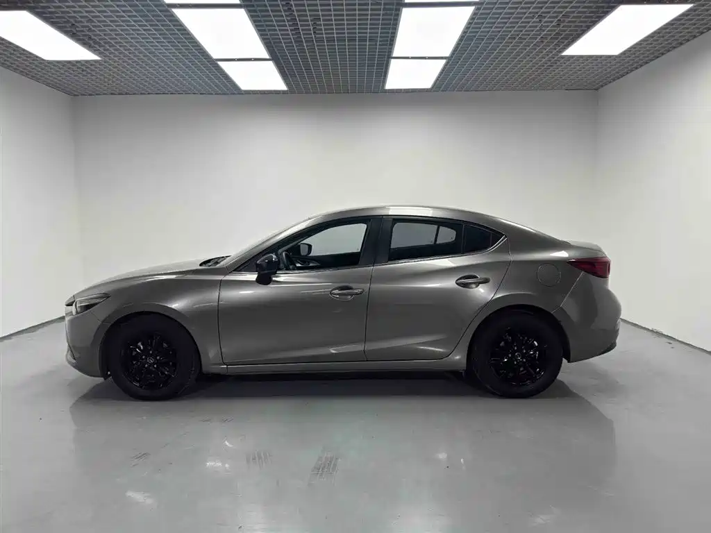 MAZDA 3 ANGKESAILA