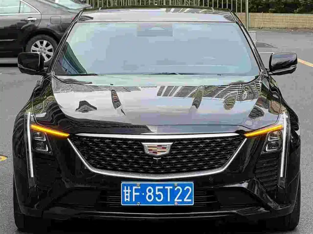 Cadillac CT5 — миниатюра 2