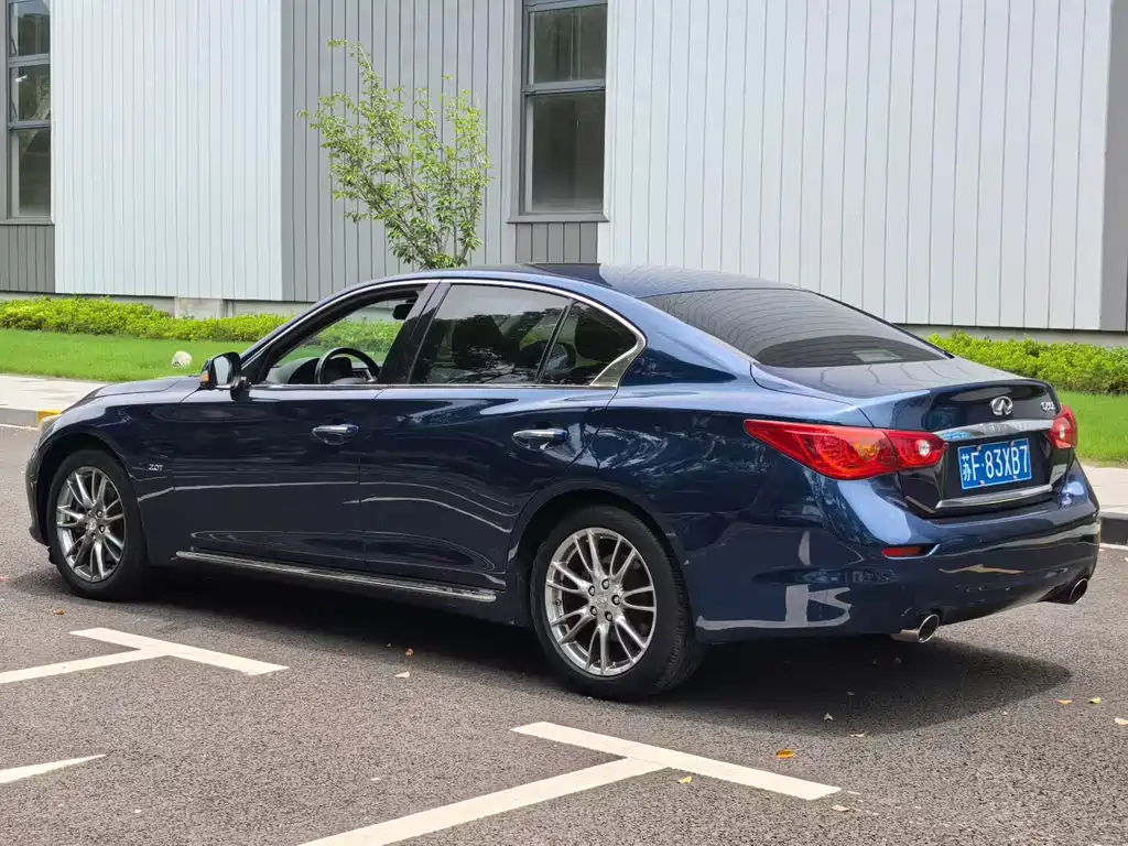 Infiniti Q50L 2016 2.0T Enjoy
