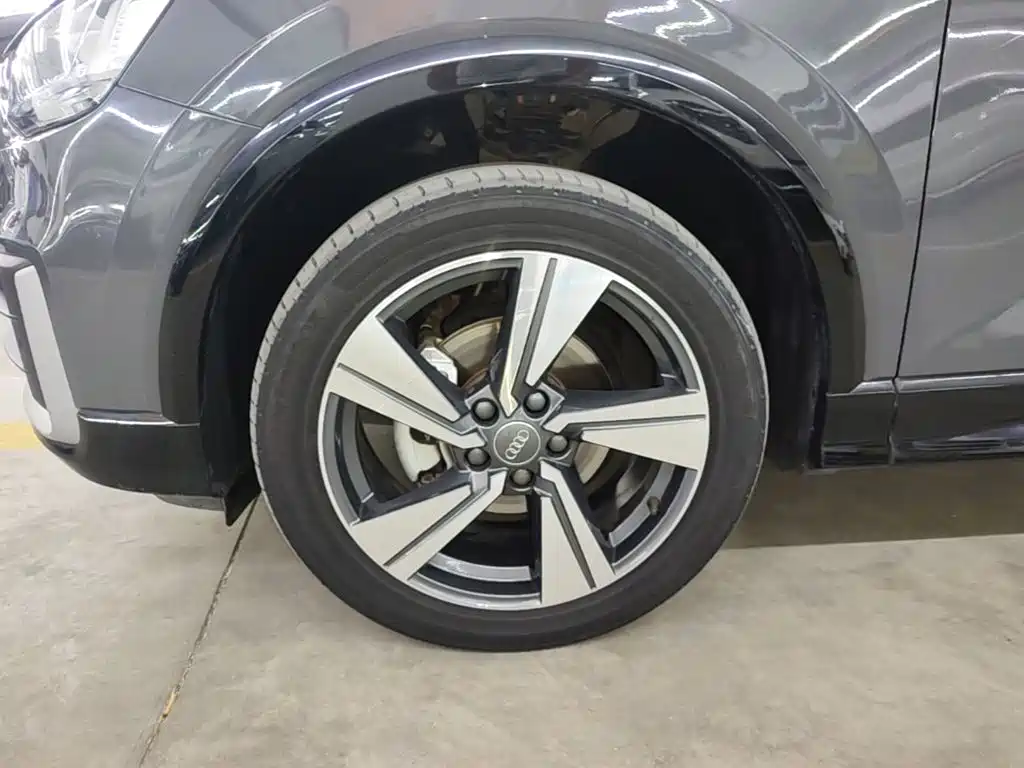 Audi Q2L — миниатюра 23