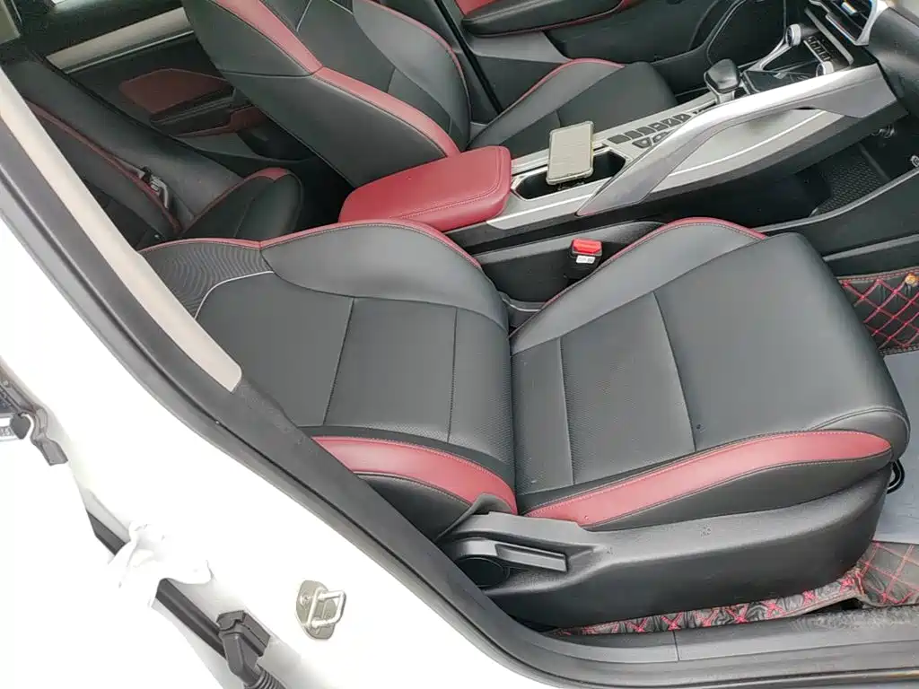 Geely Binyue — миниатюра 25
