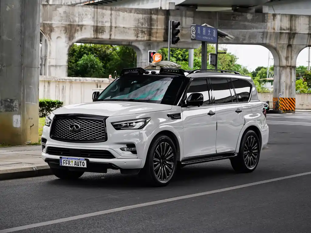 Купить Infiniti QX80