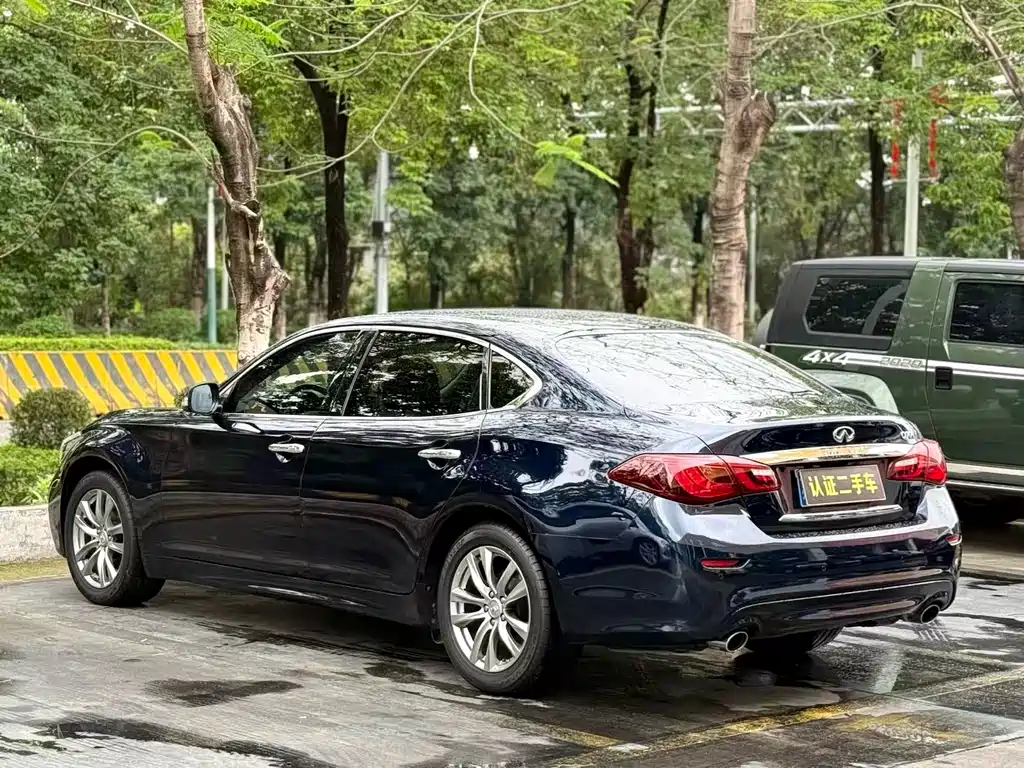Infiniti Q70 2019 Q70L 2.0T Elite