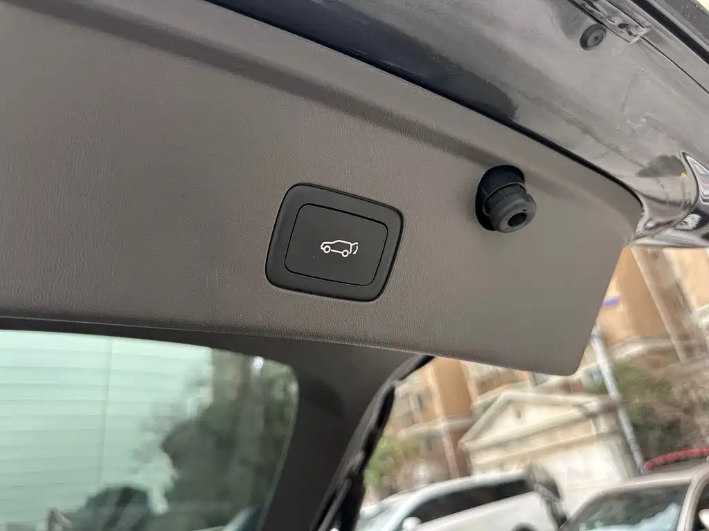 Roewe Feifan F7 — миниатюра 13