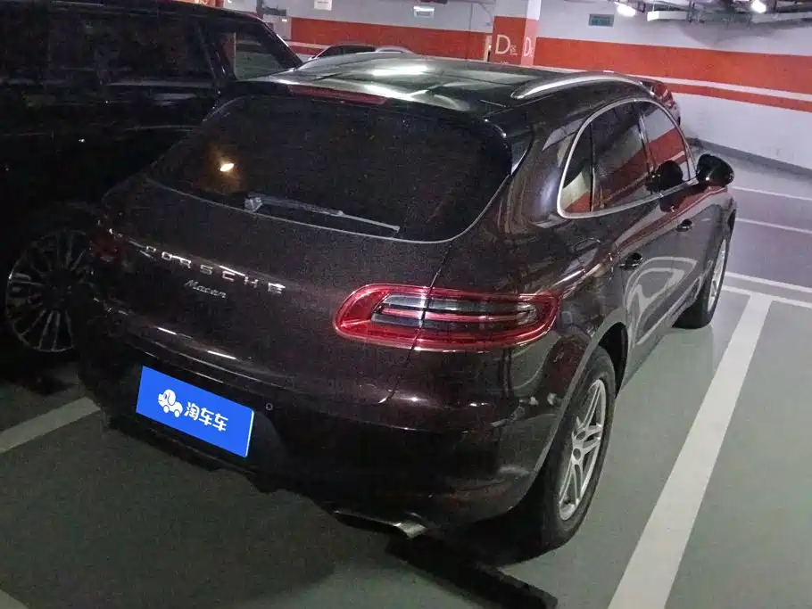 Porsche Macan — миниатюра 3