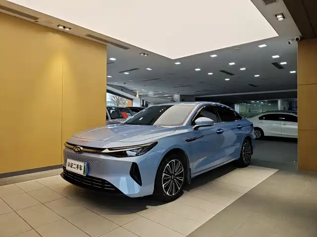 chery fengyun-a8