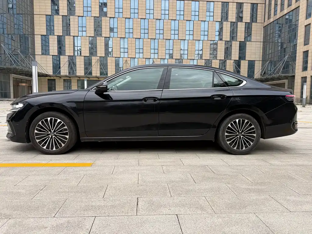 Volkswagen Magotan — миниатюра 4