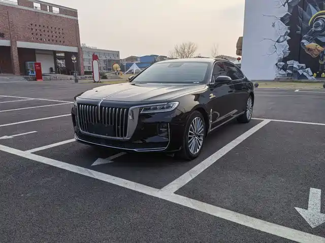 2022 Hongqi H9