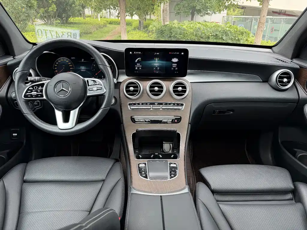 Mercedes-Benz GLC — миниатюра 24