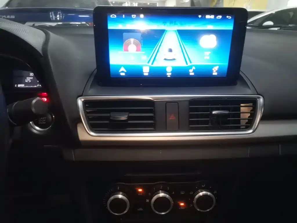 Mazda 3 Axela — миниатюра 9