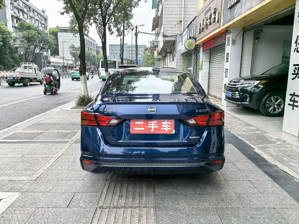 Nissan Altima 2019 2.0L XL Upper
