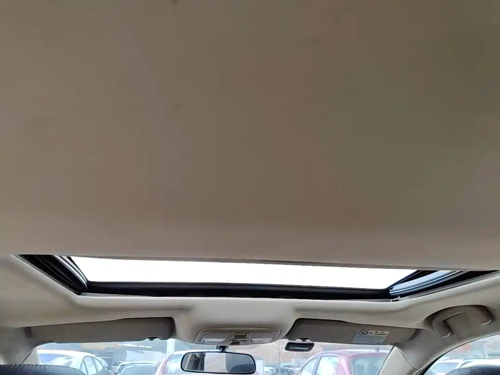 Suzuki Alivio — миниатюра 18