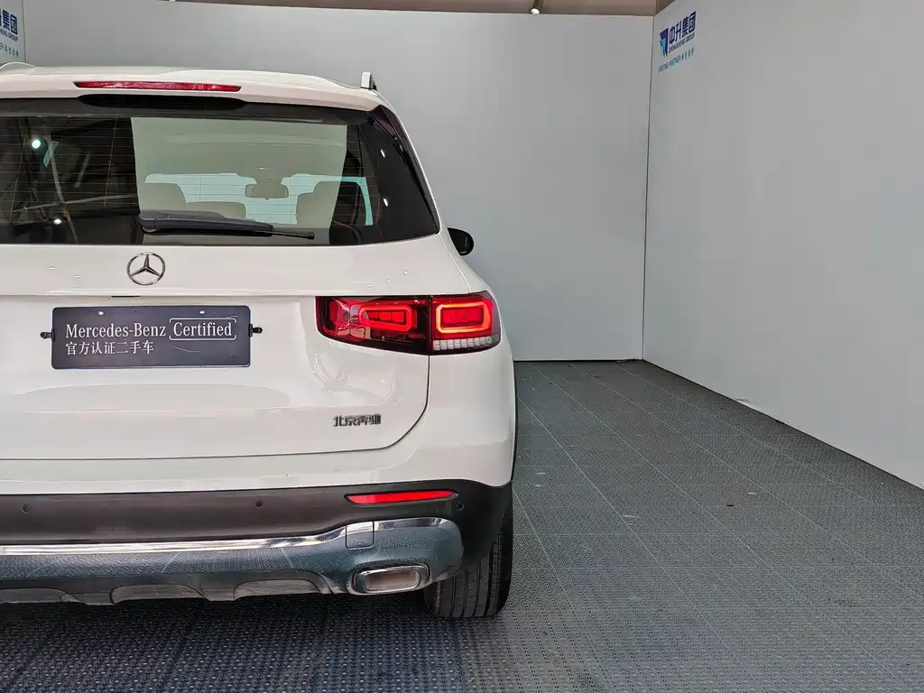 Mercedes-Benz GLB — миниатюра 20