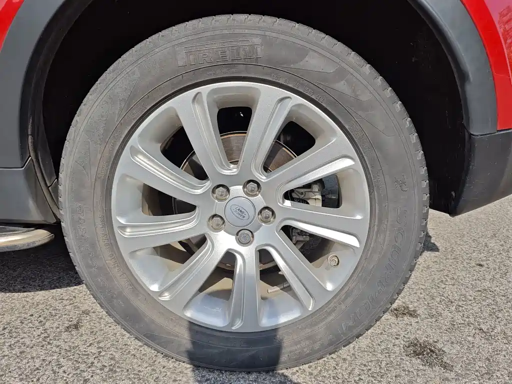 Land Rover Discovery Sport — миниатюра 17