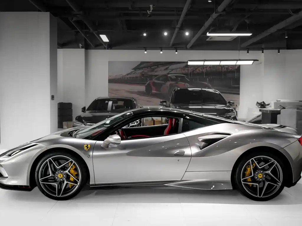 Ferrari F8 — миниатюра 7